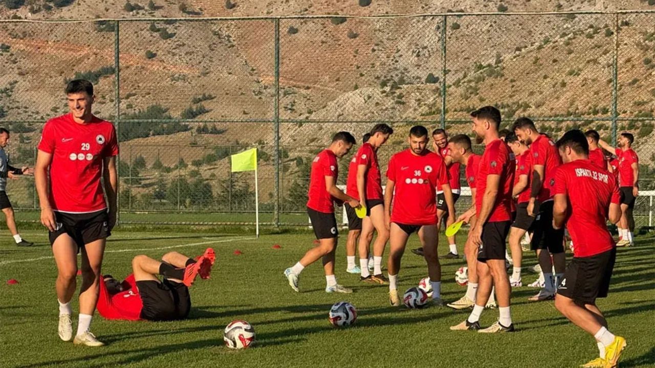 Isparta32spor, Barida Hotels’de kampa girdi