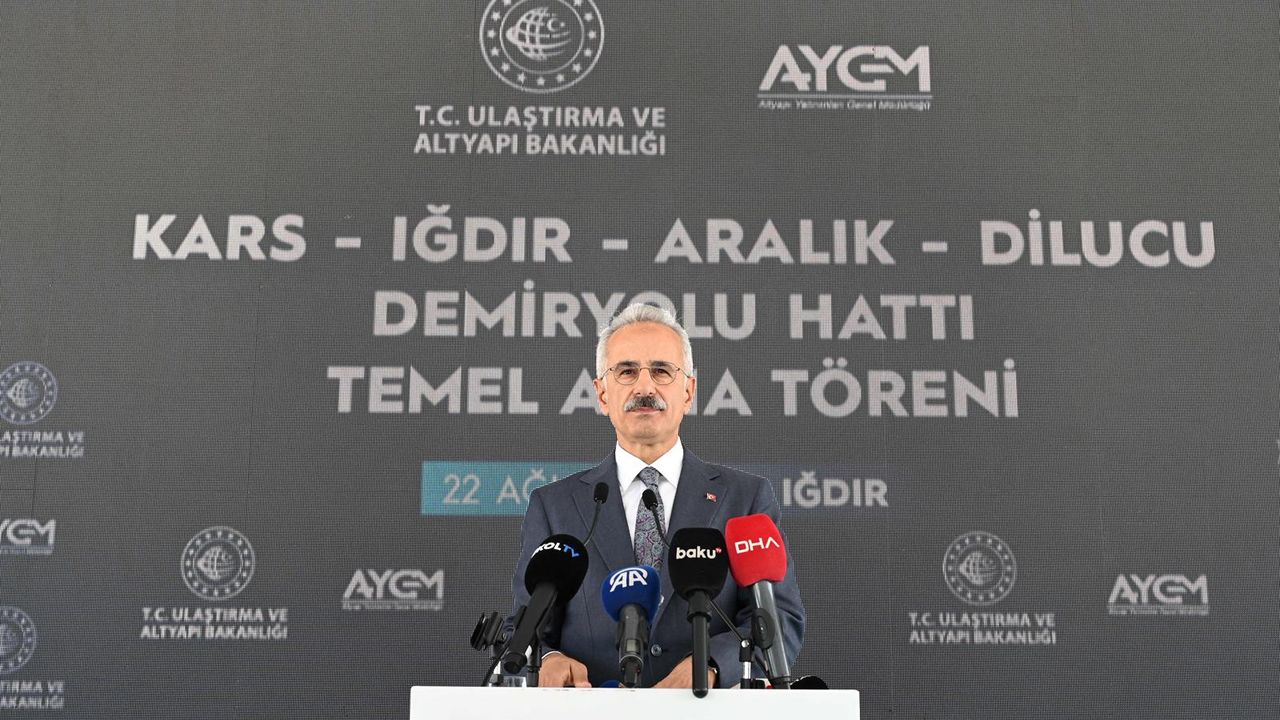 Kars-Iğdır-Aralık-Dilucu Demiryolu Hattının temeli atıldı!