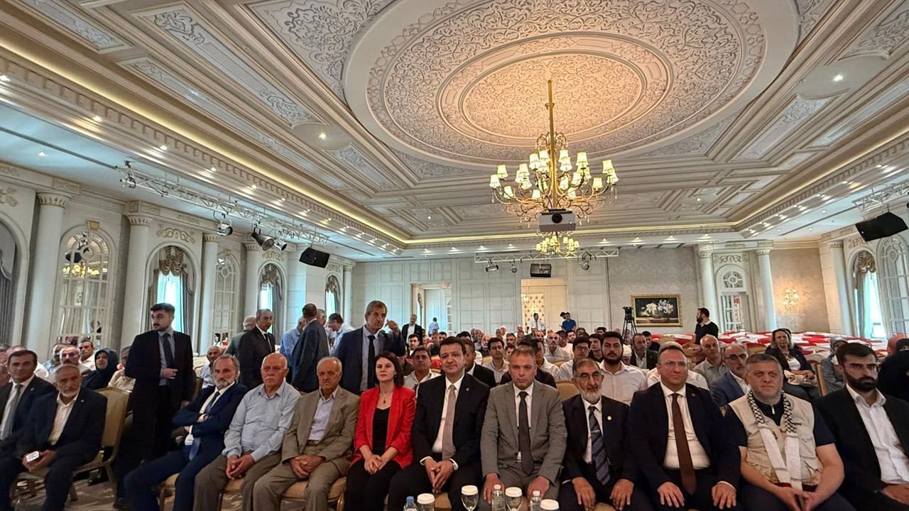 Van’da tüm partiler Saadet Partisi kongresinde buluştu!