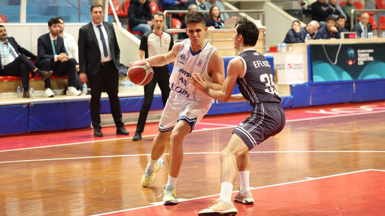 Basketbol’da Kağıtspor yeniden 1. Lig’de