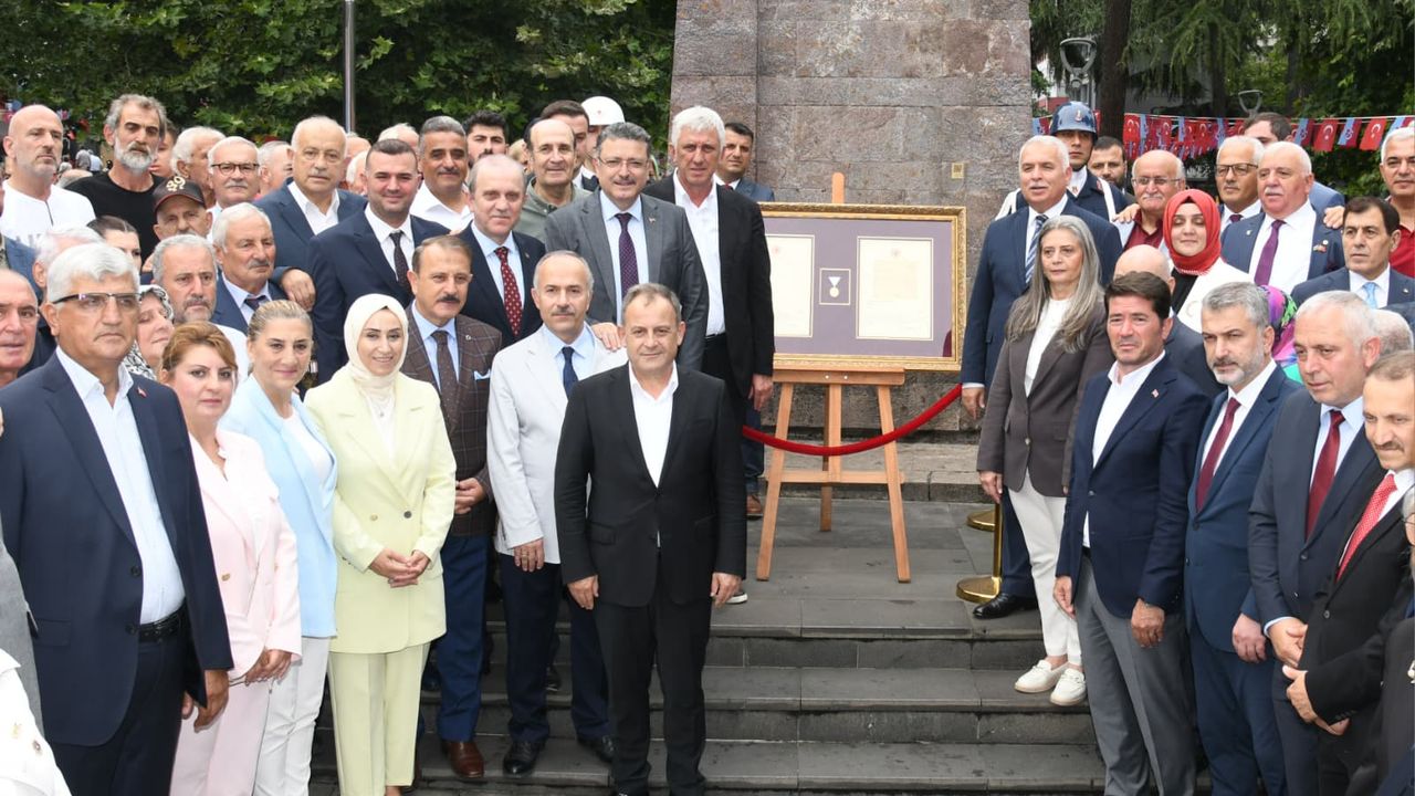 Trabzon Büyükşehir Belediye Başkanı Genç: İstiklal Madalyamız, şehrimizin onur nişanesidir