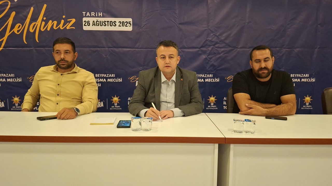 AK Parti İlçe Danışma Meclisi toplantısını yaptı