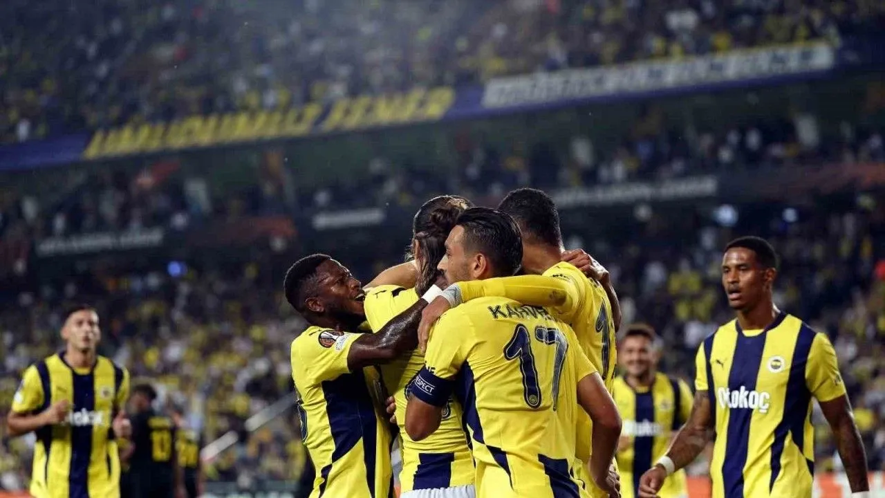 Fenerbahçe 3 puanı 3 golle aldı