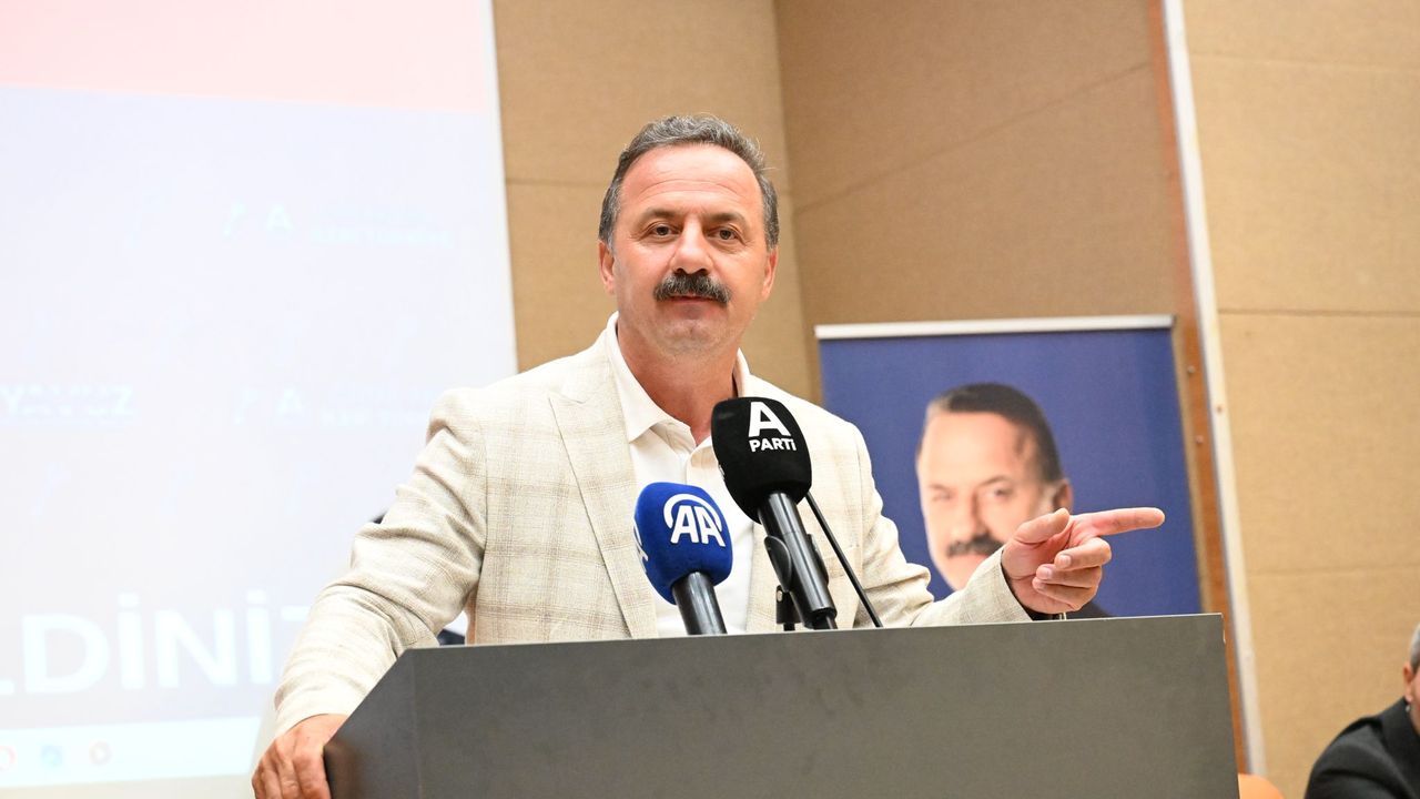 Yavuz Ağıralioğlu: Öcalan bin sene de geçse teröristtir!