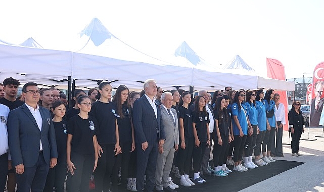 Voleybolcu Lopez vefatının 1. yıl dönümünde anıldı