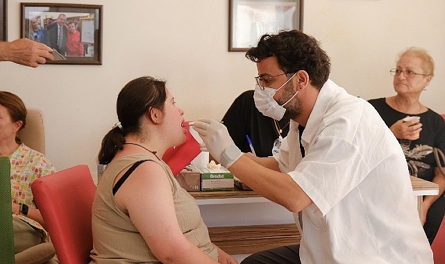 Ayvalık’ta Engelliler Kültür, Sanat ve Spor Etkinlikleri’nde Ağız ve Diş Sağlığı Hizmeti