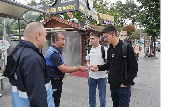 Başkan Rasim Arı’dan Öğrencilere Bitmeyen Kalem Sürprizi
