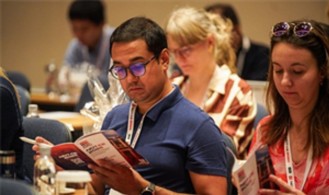 Başkan Tugay İzmir’in ev sahipliği yaptığı uluslararası organizasyonda konuştu