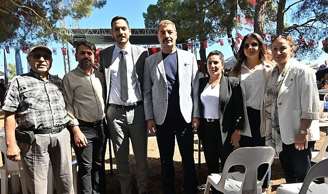 Büyükşehir Kula’da Şenlik Coşkusuna Ortak Oldu