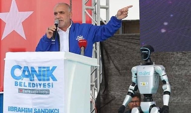 Canik Belediyesi’nden Rekor: CANİKFEST’te 131.624 Kişi Yapay Zekâ Teknolojisiyle Tanıştı 