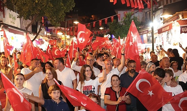 Çeşme’de 30 Ağustos Zafer Bayramı Coşkusu