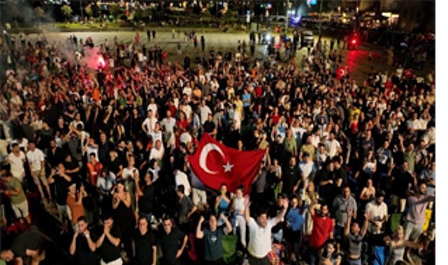 Dev ekranda final heyecanı