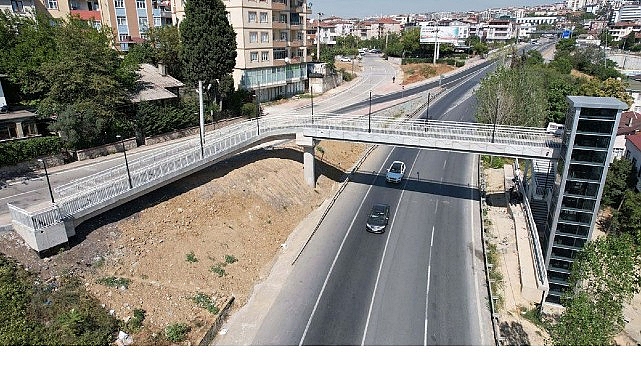 Gebze’deki üst geçit asansörüne bakım çalışması