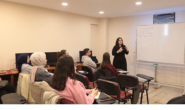 İBB Gençlik Ofisleri’nde Yeni Dönem Eğitimleri Başlıyor