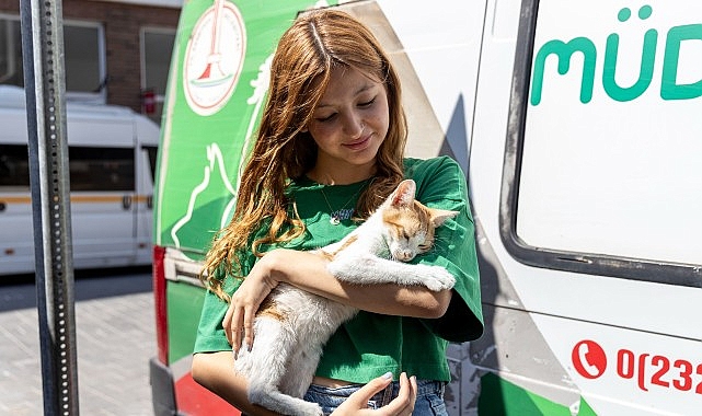 Kazadan kurtuldu, sevgiyle hayata tutundu