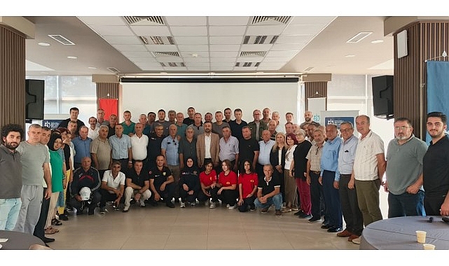 Kocaeli’de muhtarlara üç boyutlu eğitim