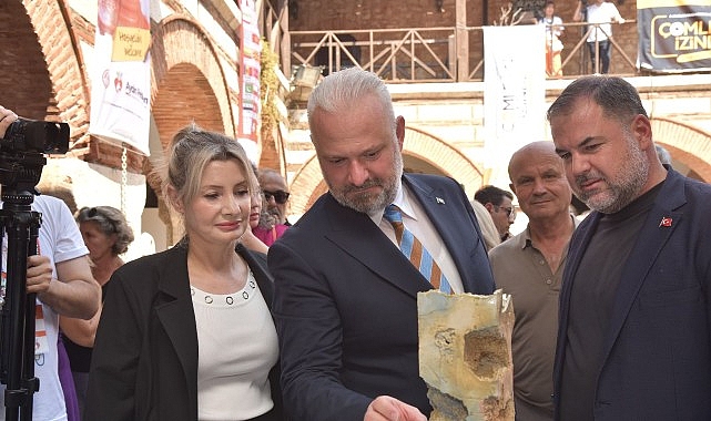 Menemen’de festival coşkusu “Hemhal” ile başladı