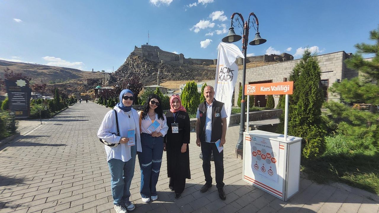 Açık Kapı’dan kadına yönelik şiddetle mücadelede farkındalık atağı