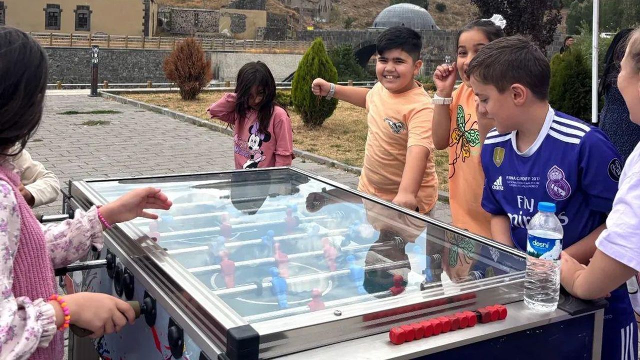 Şehit Albay Şentürk Aydıner Gençlik Merkezi’nde Yaz Kulüpleri Kapanış Programı düzenlendi