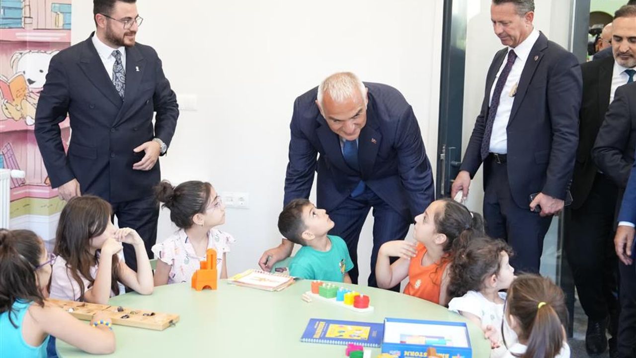 Kayseri’de 20.000 Kitaplık Kültür Adası