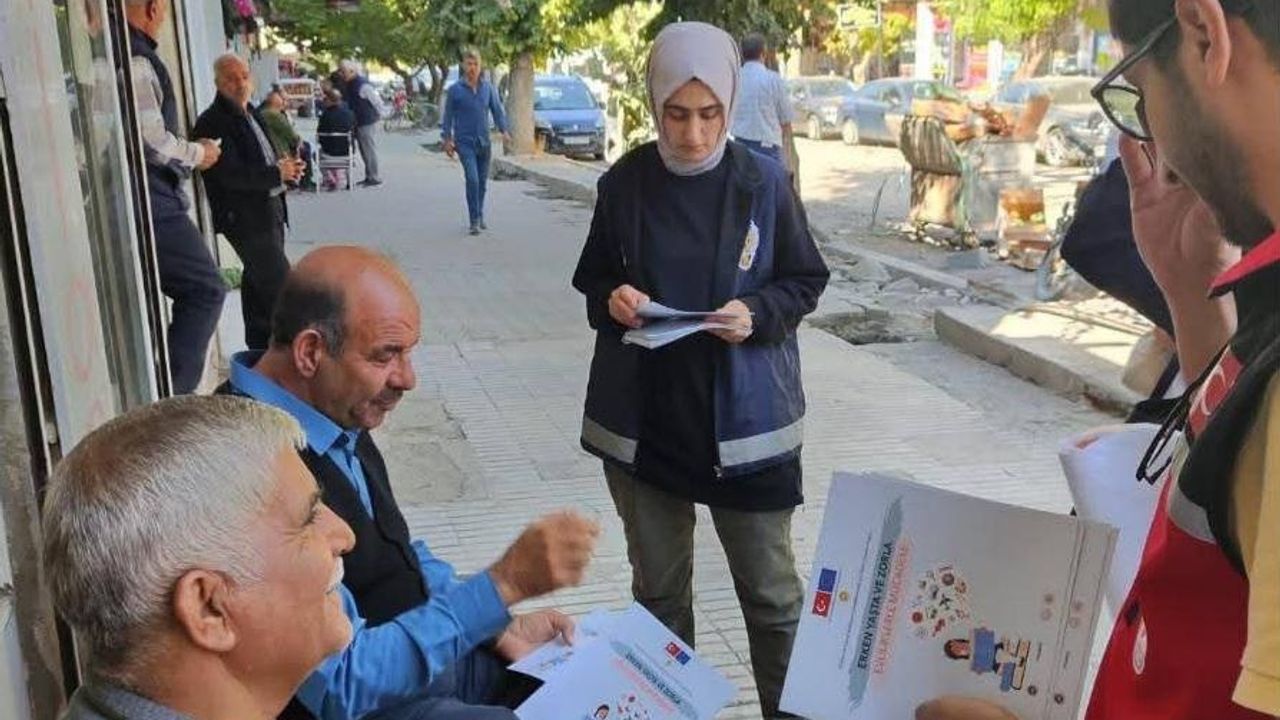 Kağızman’da Esnaf ziyaretleriyle bilgilendirme çalışması gerçekleştirildi