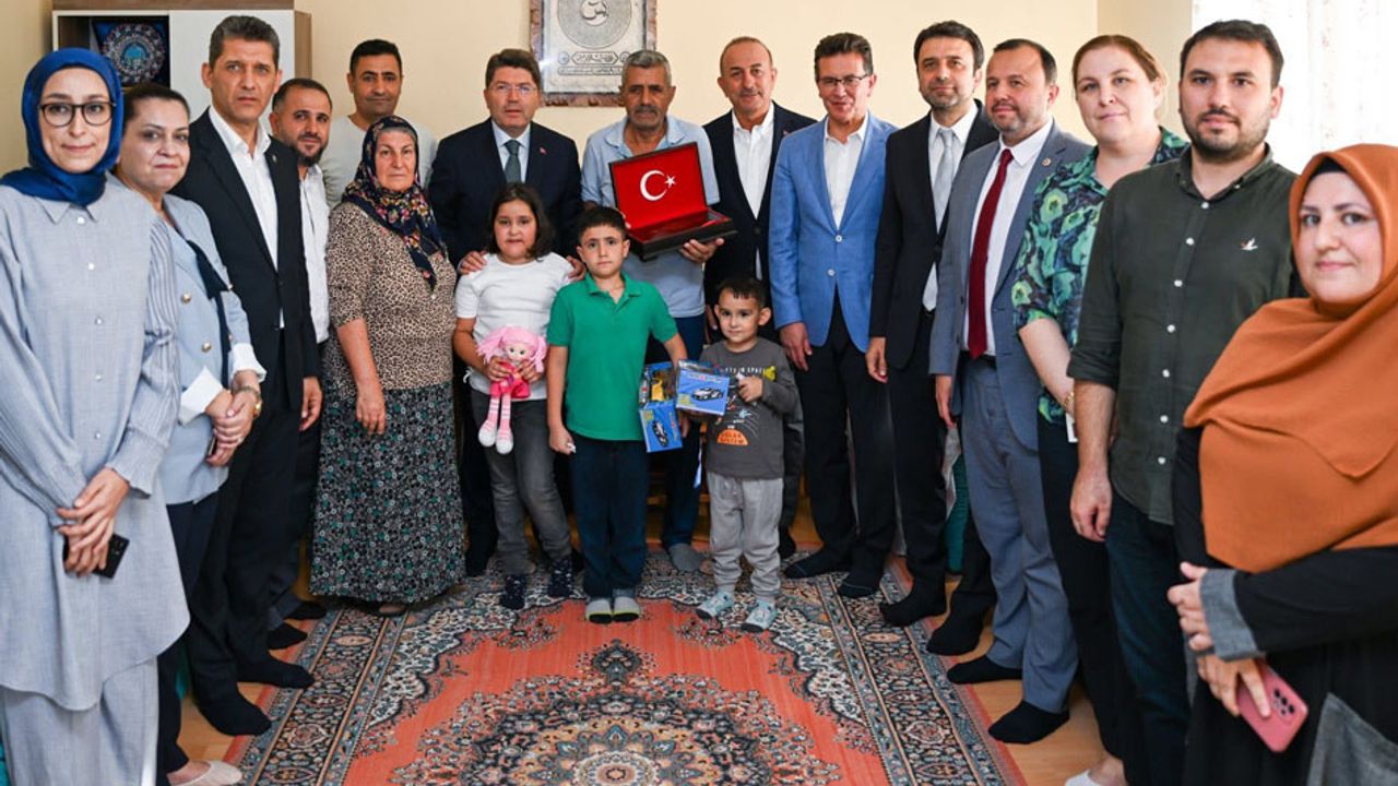 Adalet Bakanı Tunç’tan Şehit ailelerine ziyaret