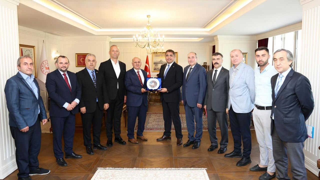 Vali Aslan, İst. Düzceliler Derneği’ni ağırladı