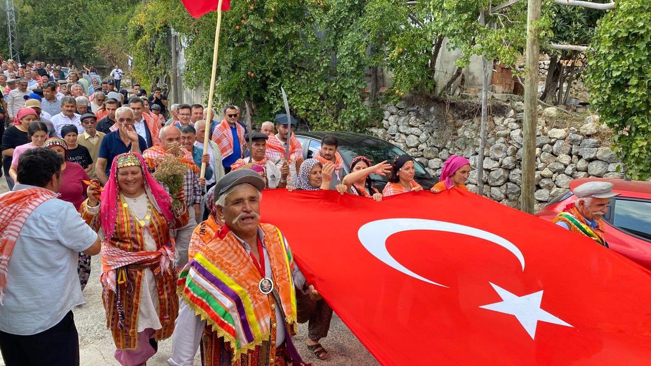 Kaş Gürsu’da yöresel ürünler etkinliği düzenlendi