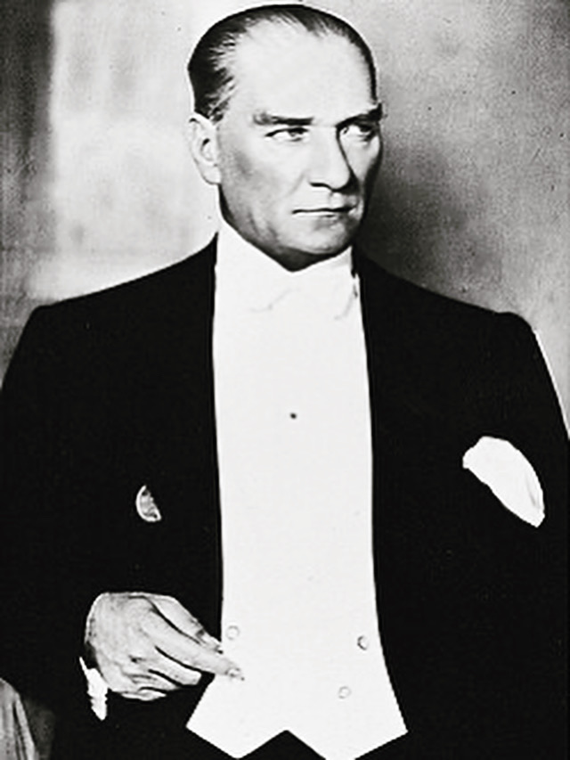 ATATÜRK’ÜN ZAFER YEMİNİ 29 EKİM!