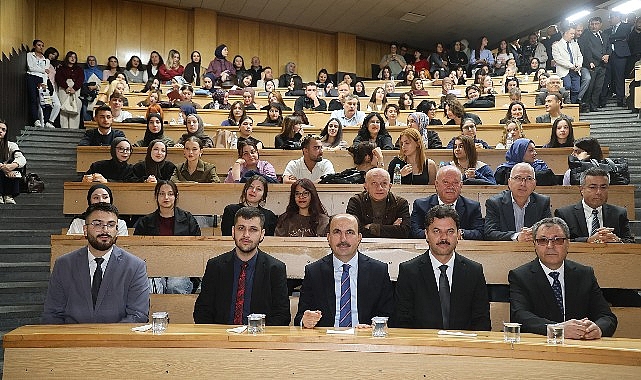 Başkan Altay SÜ Edebiyat Fakültesi Öğrencileriyle Buluştu