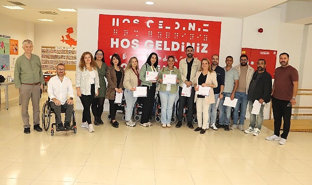 Buca Belediyesi personeline “empati” eğitimi