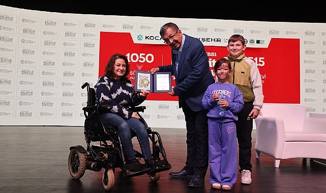 İnanç, Kitap Fuarı’nda “Can Veren Pervaneleri” anlattı