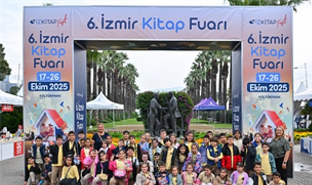 İZKİTAP’a her yaştan ziyaretçi