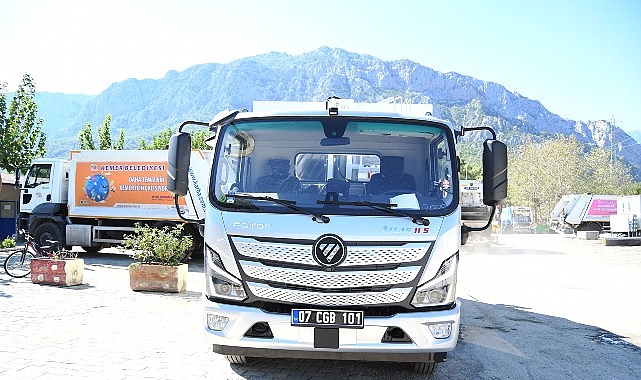 Kemer Belediyesi araç filosu büyüyor