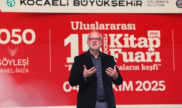 Prof. Dr. Sayar’dan, Kitap Fuarı’na övgü