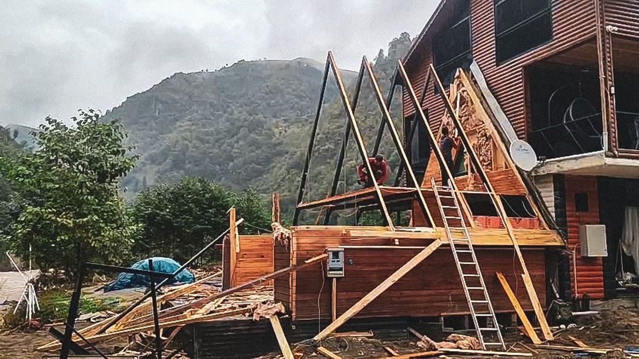 Fırtına Vadisi’ndeki izinsiz ve taşkın riski altındaki yapılar tek tek kaldırılıyor