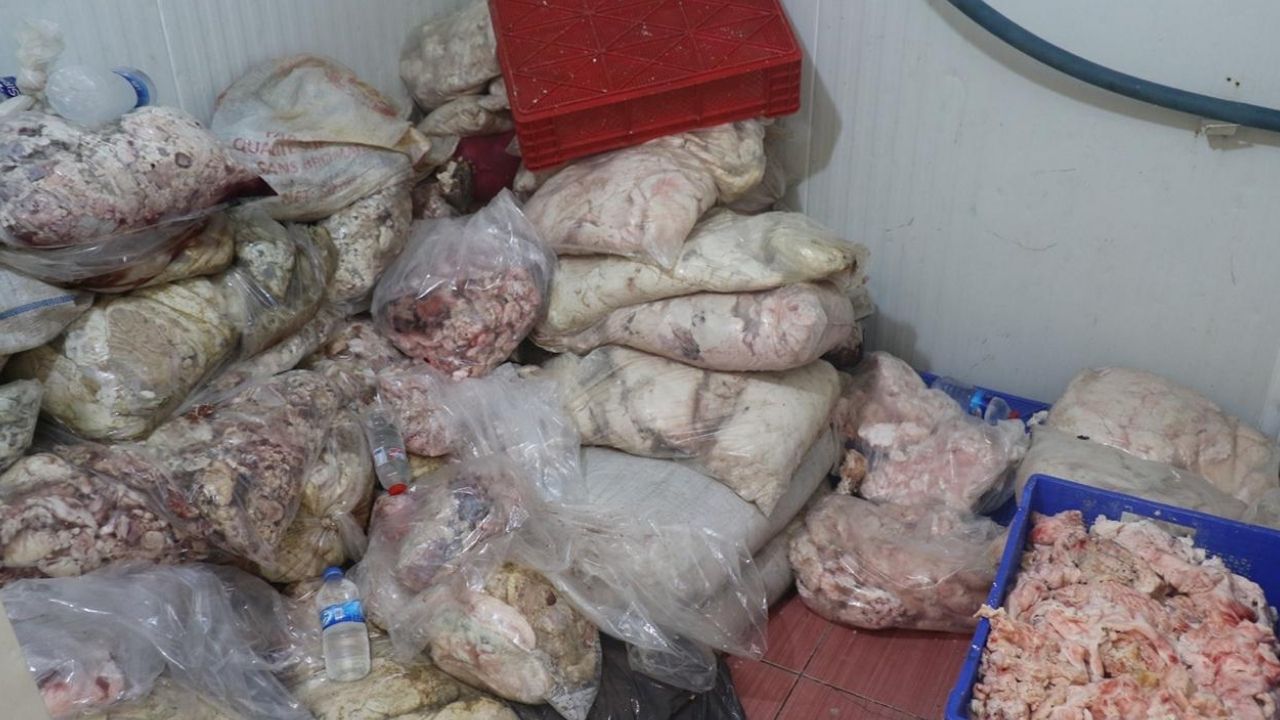ra’da 3 iş yerinde 17 ton bozuk et ele geçirildi