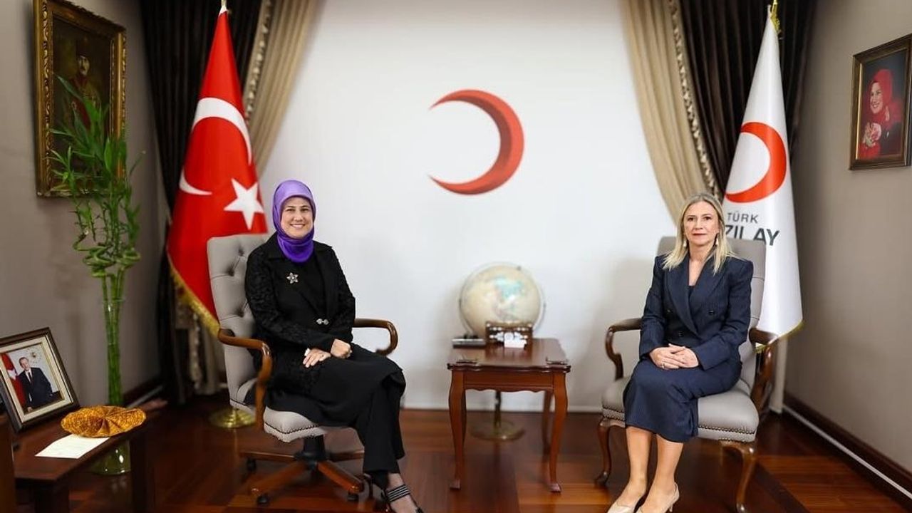 Kızılay Kars İl Başkanı Hüryurt’tan Genel Başkan Yılmaz’a ziyaret