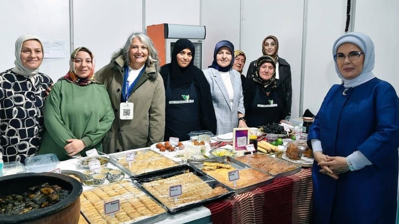 Emine Erdoğan, Rize Gastronomi Günleri’nde kadın üreticilerle buluştu