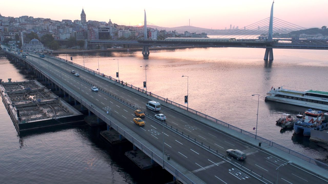 İstanbul’da FSM Köprüsü ve bazı yollar kapalı