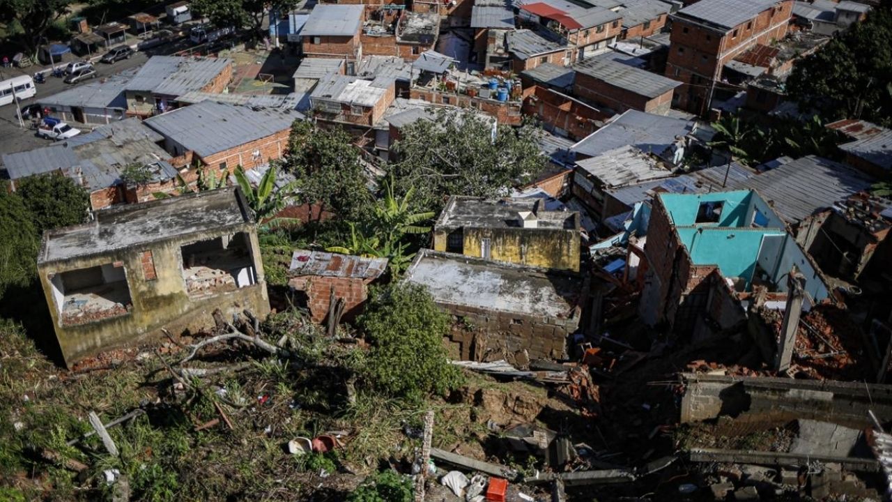 Venezuela’da altın madeni göçtü: 14 işçi yaşamını yitirdi