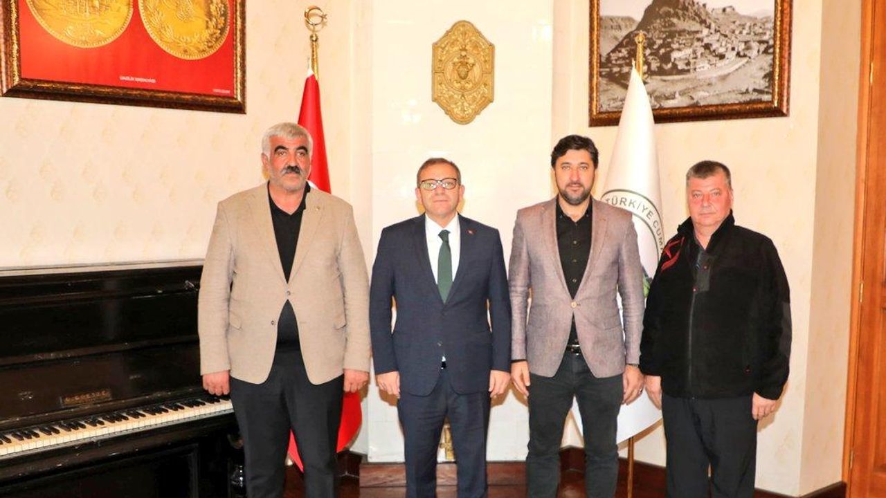 Kars Valisi Ziya Polat, iş dünyasının temsilcilerini makamında ağırladı