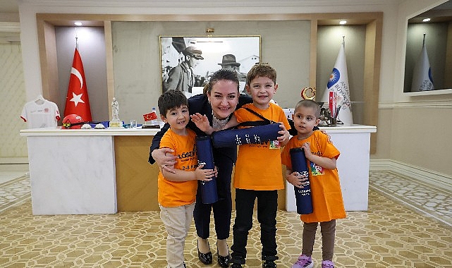 Başkan Vekili Özdemir LÖSEV’li çocuklarla buluştu