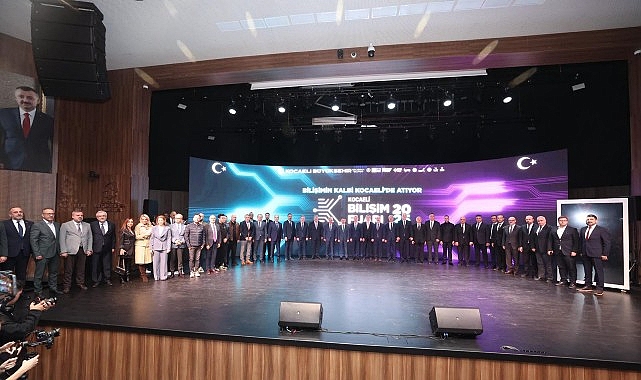 Büyükakın: “Yapay zekâ programlarını yazacak çocuk benim şehrimden çıkacak”