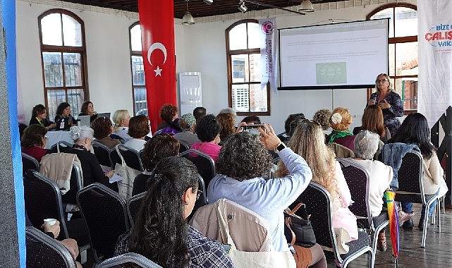 İzmir, kadınların katılımıyla güçleniyor