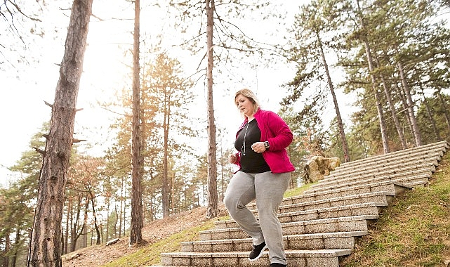 Kronik Venöz Yetmezlik Tedavi Edilmezse Ciddi Sağlık Sorunlarına Yol Açabiliyor
