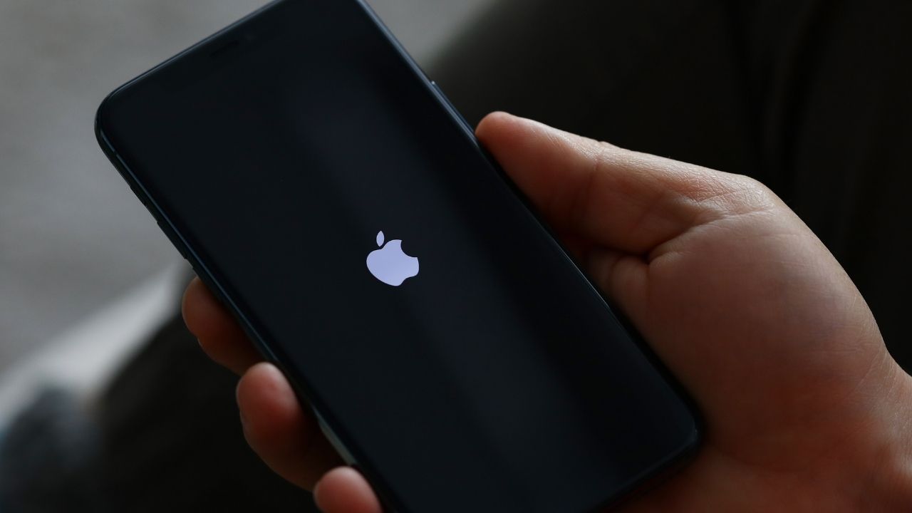 Apple tarih yazdı: Piyasa değeri 4 trilyon doları aştı