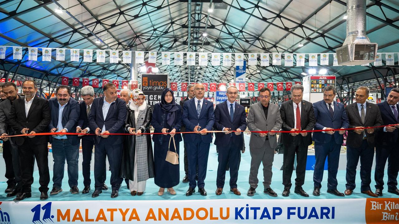 11. Malatya Anadolu Kitap ve Kültür Fuarı kitapseverlere kapılarını açtı