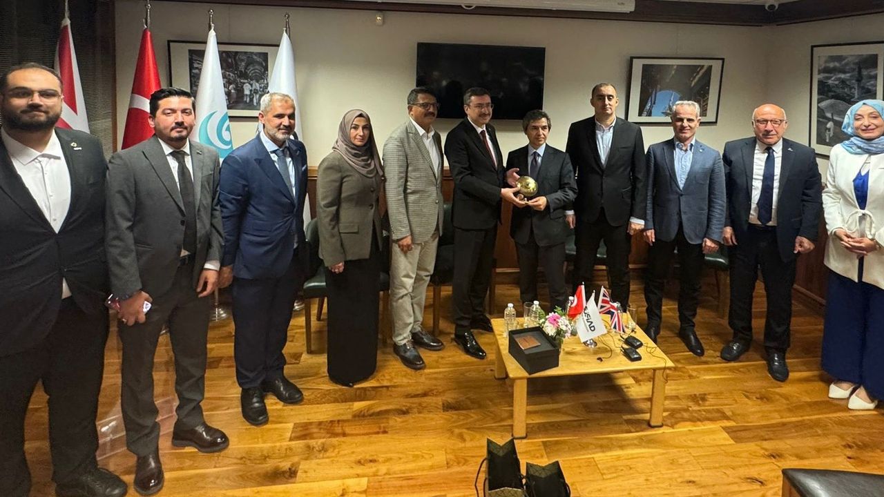 Londra’da ‘Türkiye-İngiltere yatırım köprüsü’ paneli