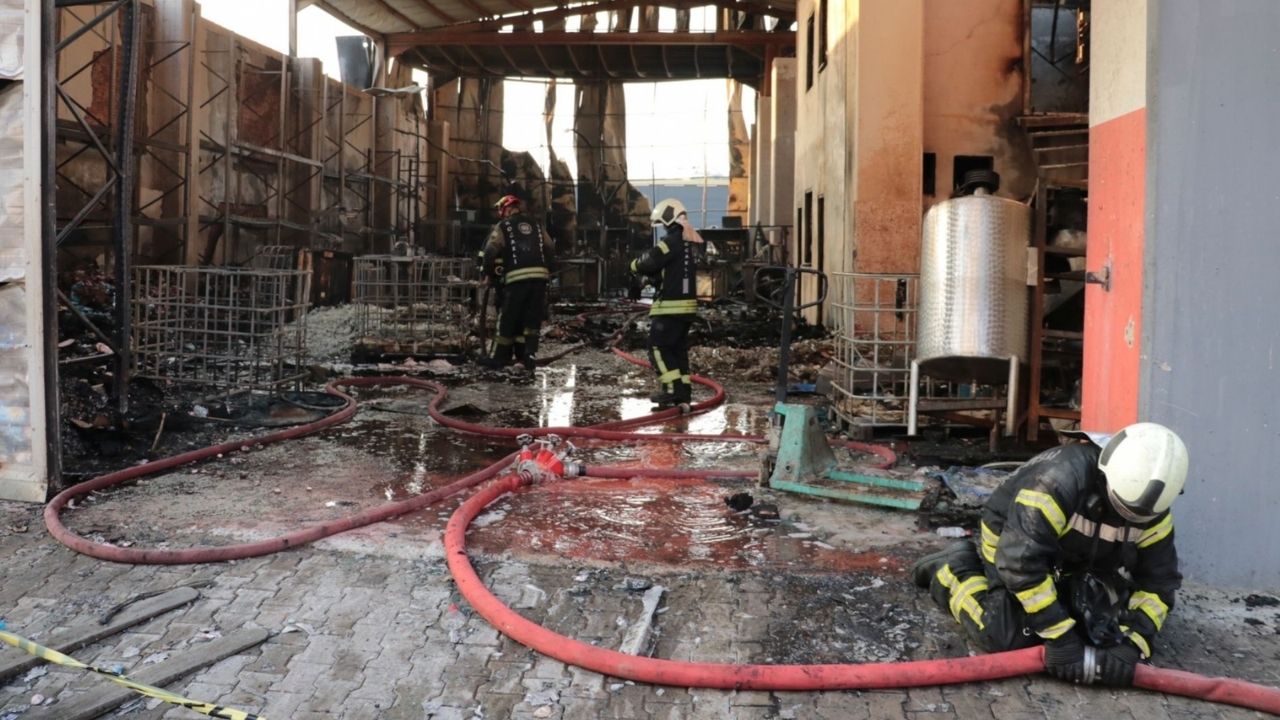 Dilovası’ndaki fabrika patlaması Meclis gündeminde: “Ruhsatsız atölyeye kim izin verdi?”